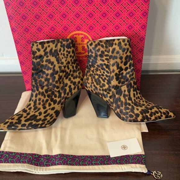 Tory Burch Lila genuine calf hair pointed toe leopard print bootie size 6,5 new - Picture 13 of 16